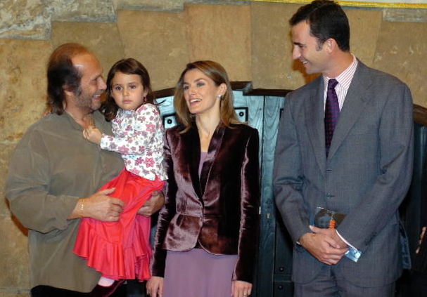 Paco de Lucia with the Kings of Spain Felipe VI and Letizia. OgoTours