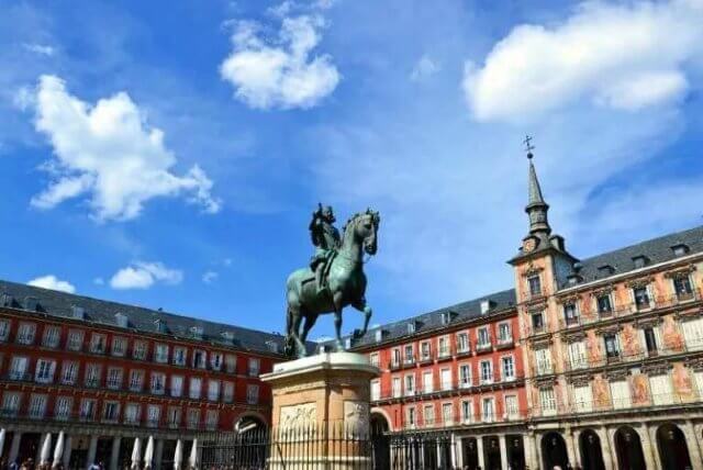 Full Day Private Tour in Madrid